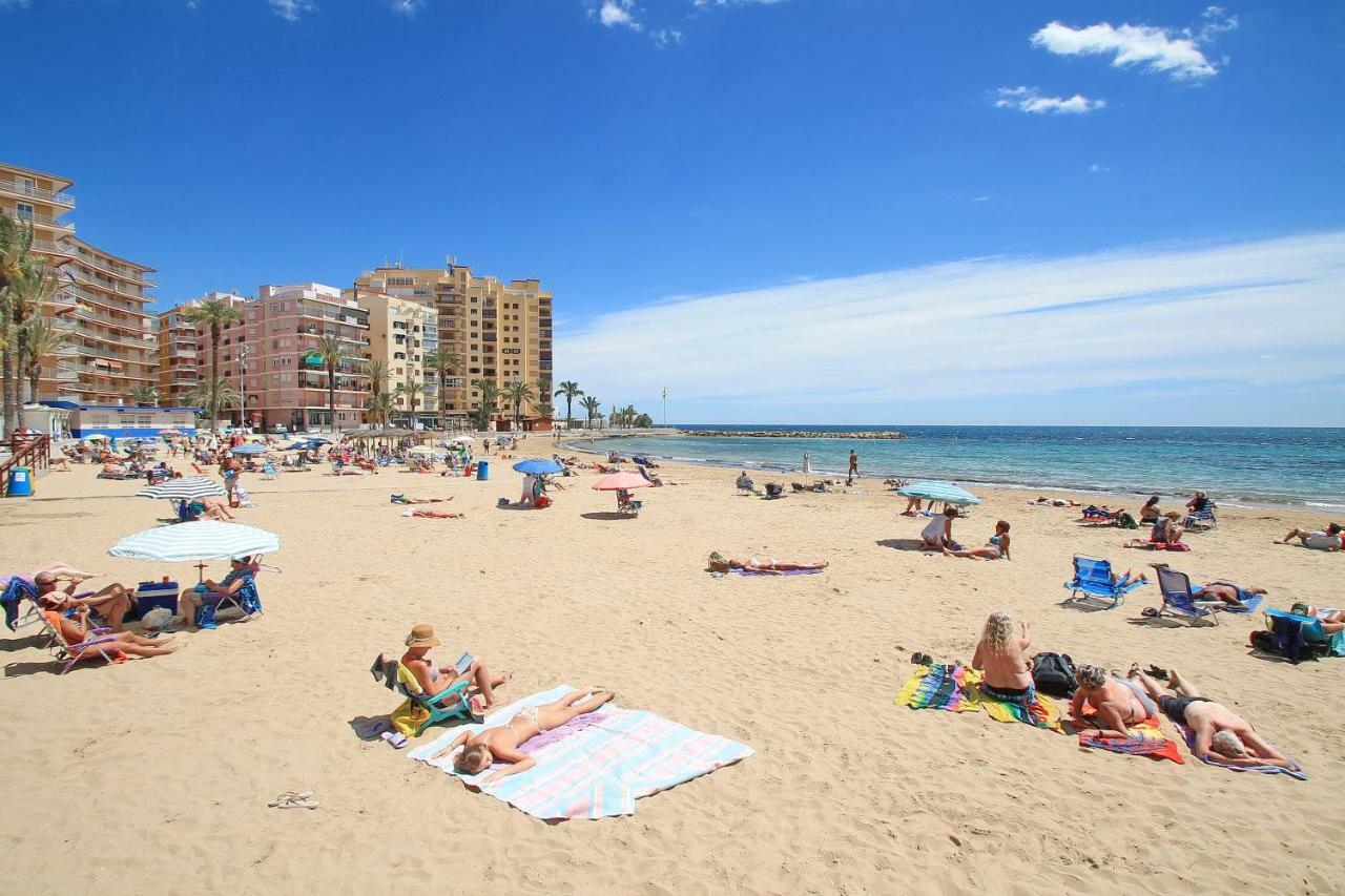 Zoa Happy Vacations Torrevieja Exterior foto